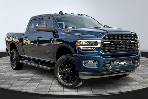 2022 RAM 3500 Big Horn Crew Cab 4x4 6'4' Box