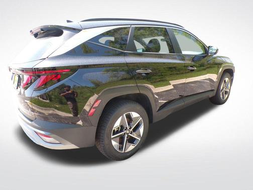 Phantom Black 2025 Hyundai TUCSON SEL