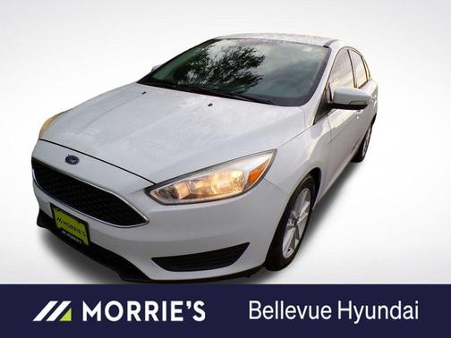 Oxford White 2016 Ford Focus SE