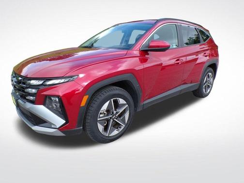 Red 2025 Hyundai TUCSON SEL