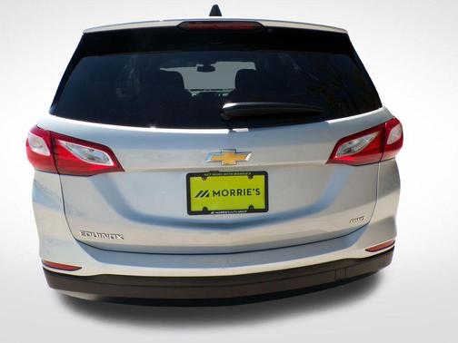 Silver Ice Metallic 2019 Chevrolet Equinox LS