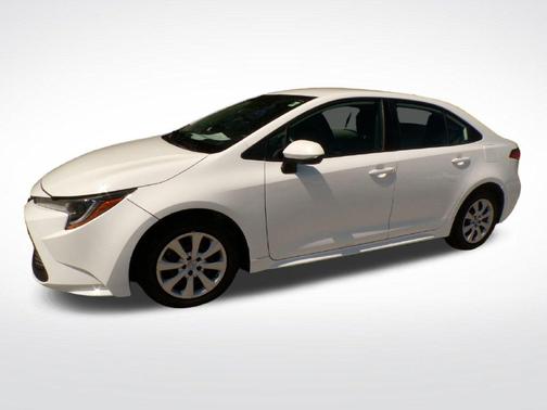Super White 2021 Toyota Corolla LE