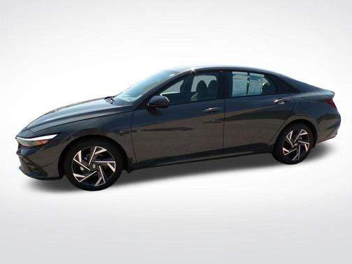 Gray 2025 Hyundai ELANTRA SEL Sport