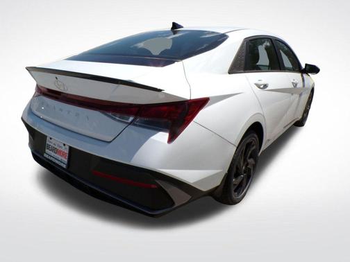 Serenity White Pearl 2026 Hyundai ELANTRA SEL Sport