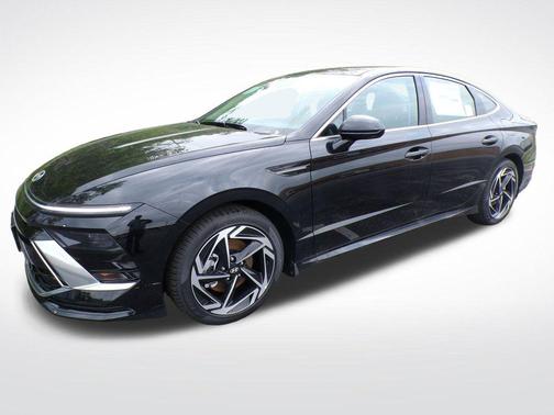 Black 2026 Hyundai SONATA SEL Sport