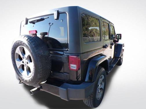 Black Clearcoat 2017 Jeep Wrangler Unlimited Sahara