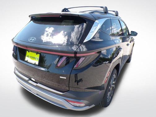 Phantom Black 2026 Hyundai TUCSON Limited