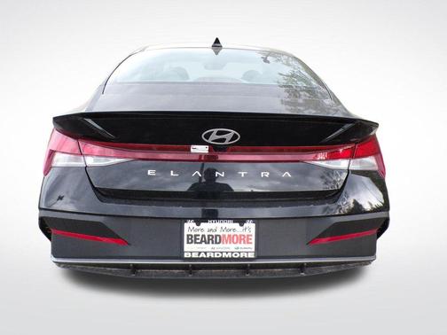 Black 2026 Hyundai ELANTRA SEL Sport