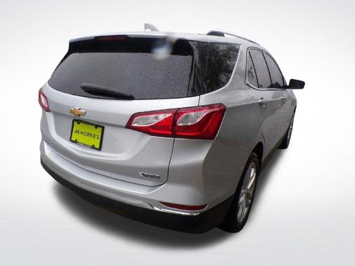Silver Ice Metallic 2018 Chevrolet Equinox Premier w/1LZ