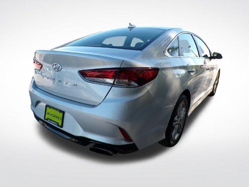 Symphony Silver 2018 Hyundai SONATA SEL