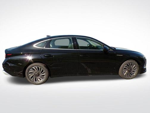 Black 2026 Hyundai SONATA Hybrid Limited
