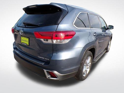 Shoreline Mist 2018 Toyota Highlander Limited