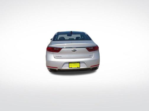 Silky Silver 2017 Kia Cadenza SX Limited