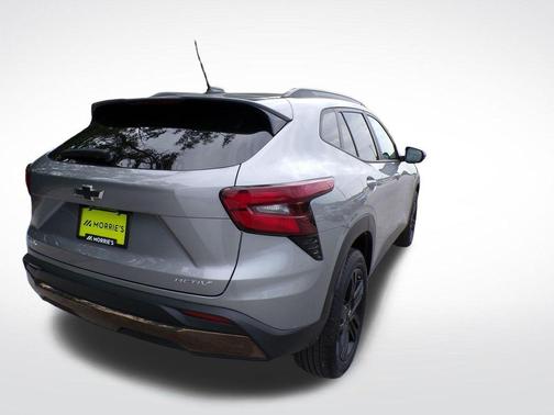 Sterling Gray Metallic 2025 Chevrolet Trax ACTIV