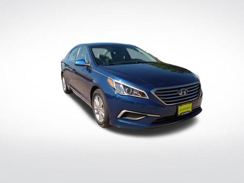 Lakeside Blue 2017 Hyundai SONATA SE