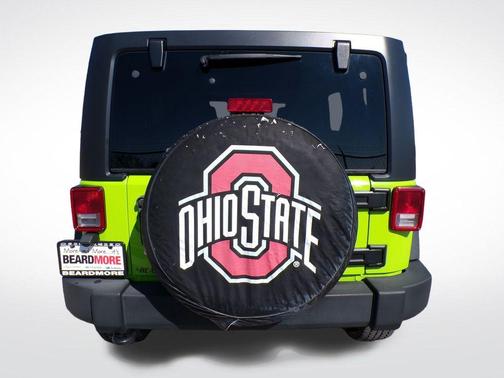 Gecko Pearlcoat 2013 Jeep Wrangler Unlimited Sport