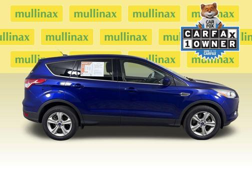 Blue 2014 Ford Escape SE