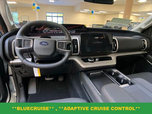 2025 Ford Expedition Max Active 4x2