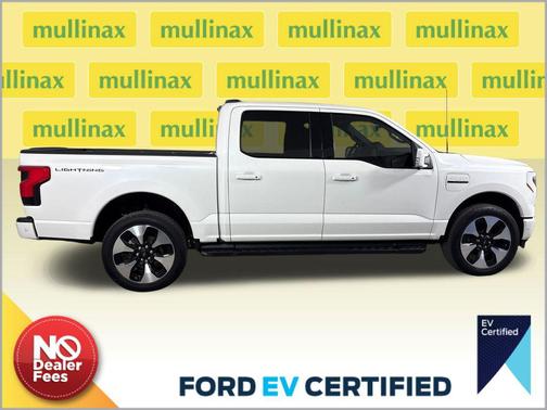 Star White Metallic Tri-Coat 2023 Ford F-150 Lightning Platinum