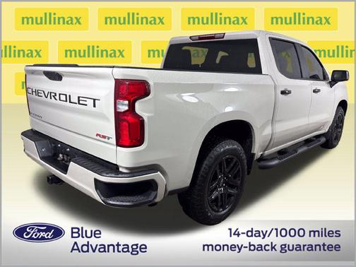 White Sands 2026 Chevrolet Silverado 1500 RST