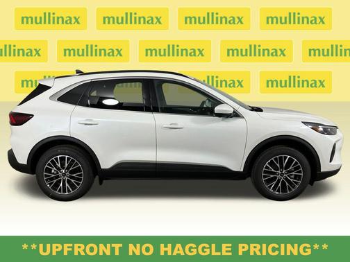 2026 Ford Escape PHEV SE