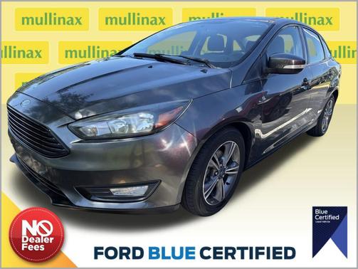 Magnetic 2017 Ford Focus SE