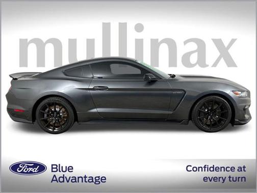 2017 Ford Shelby GT350 Base