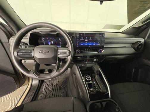 Sand Dune Metallic 2023 Chevrolet Colorado Trail Boss