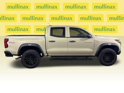 Sand Dune Metallic 2023 Chevrolet Colorado Trail Boss