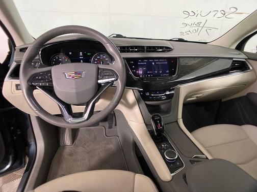 2020 Cadillac XT6 Premium Luxury AWD