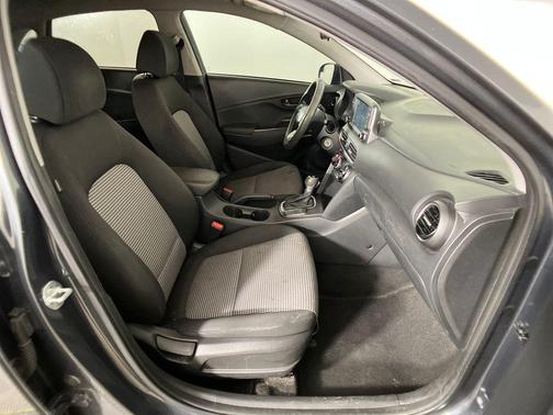 2020 Hyundai KONA SE