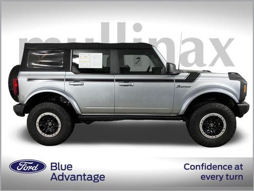 2021 Ford Bronco Base