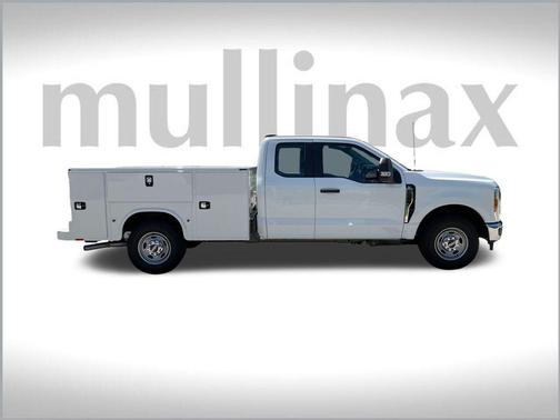 2025 Ford F-250 XL