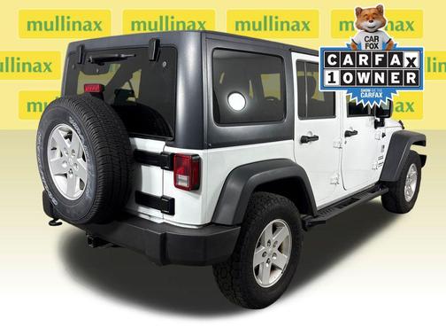 Bright White Clearcoat 2017 Jeep Wrangler Unlimited Sport