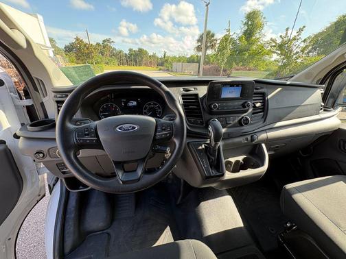 Oxford White 2025 Ford Transit-250 Base