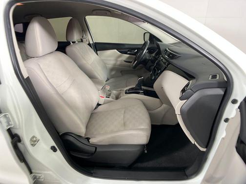 2021 Nissan Rogue Sport SV