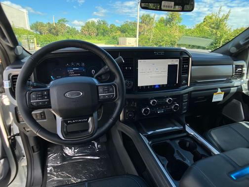 2026 Ford F-350 Platinum