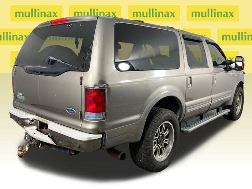 2005 Ford Excursion Limited