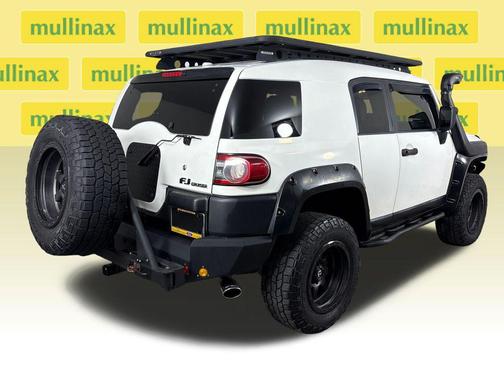 Iceberg 2014 Toyota FJ Cruiser Base