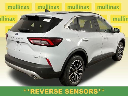 2025 Ford Escape PHEV SE