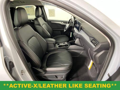 2025 Ford Escape PHEV SE