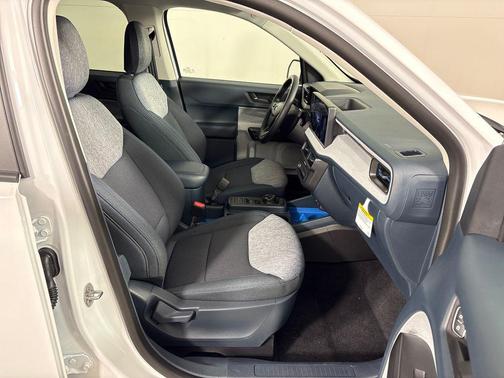 Oxford White 2026 Ford Maverick XLT
