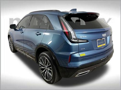 2024 Cadillac XT4 Sport