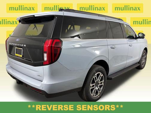 Glacier Gray Metallic Tri-Coat 2026 Ford Expedition Max Active 4x2