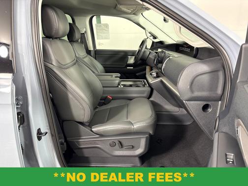 Glacier Gray Metallic Tri-Coat 2026 Ford Expedition Max Active 4x2