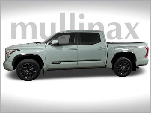 2024 Toyota Tundra Hybrid Platinum