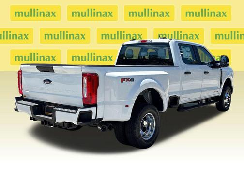 Oxford White 2026 Ford F-350 XL