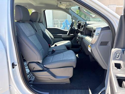 Oxford White 2026 Ford F-350 XL