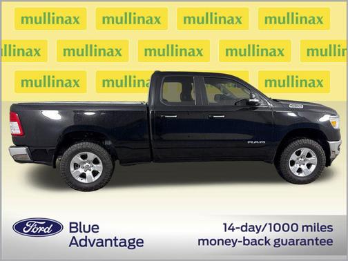 Diamond Black Crystal Pearlcoat 2020 RAM 1500 Big Horn/Lone Star