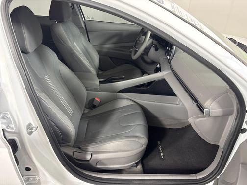 Quartz White 2021 Hyundai ELANTRA SEL